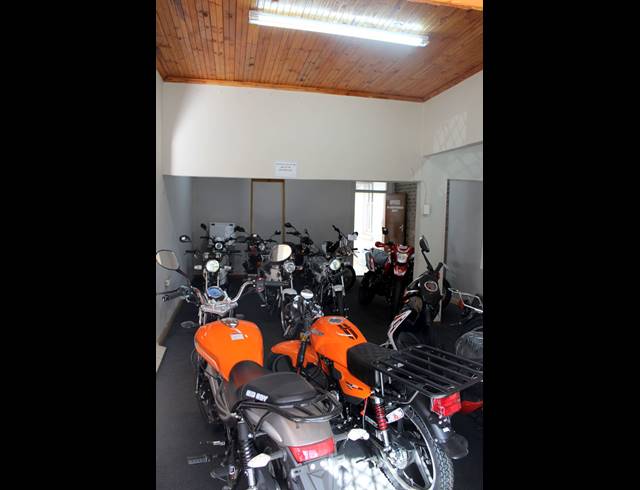 500M² RETAIL FOR SALE IN QUIGNEY